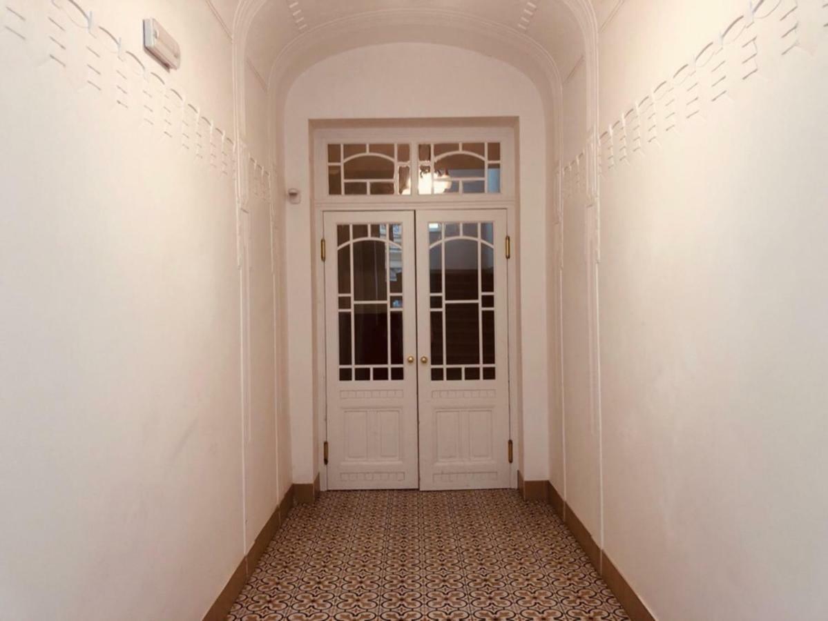 Friendly Apartments In Praga Esterno foto