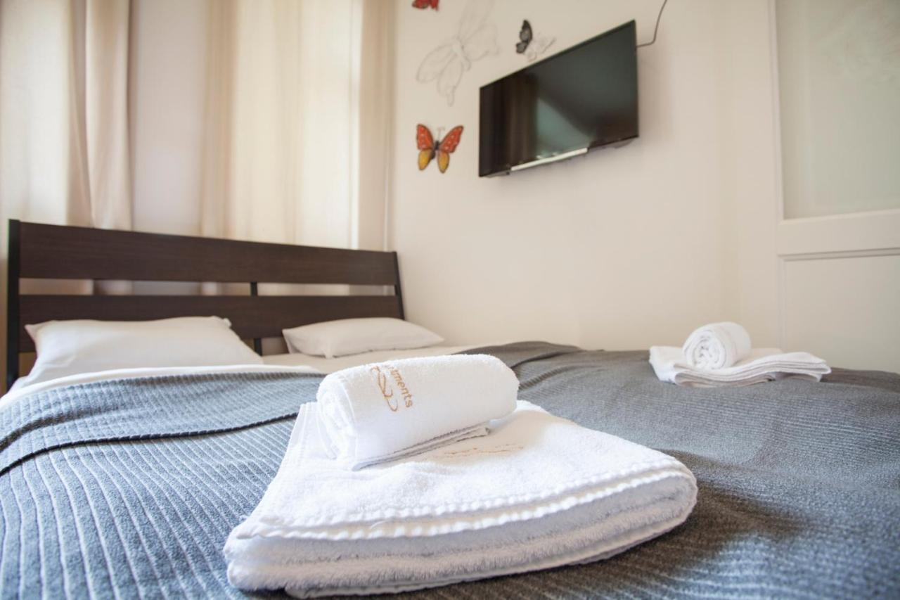 Friendly Apartments In Praga Esterno foto