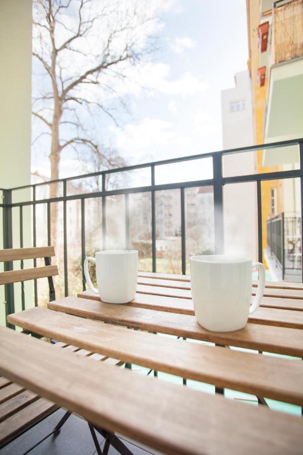 Friendly Apartments In Praga Esterno foto